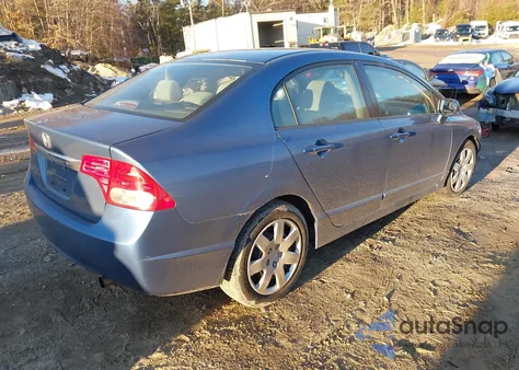 2010 Honda Civic Lx z USA, uszkodzony, nr VIN 2HGFA1F52AH300752